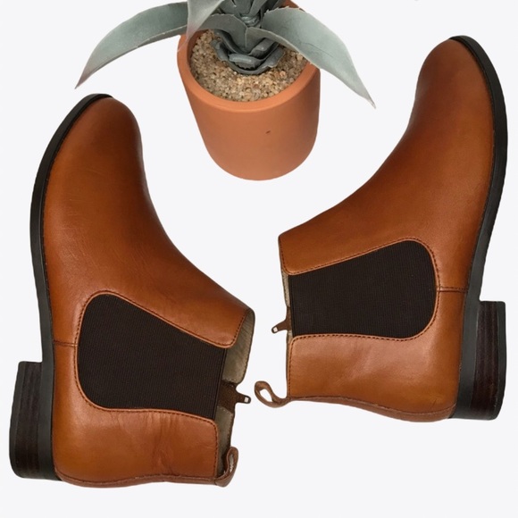 Vionic Shoes - Vionic Classic Chelsea Ankle Women’s Boots - 8